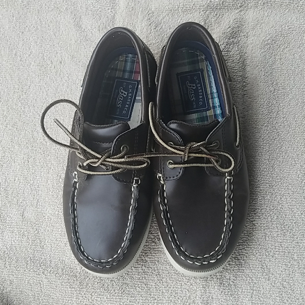 Bass loafers, size 2